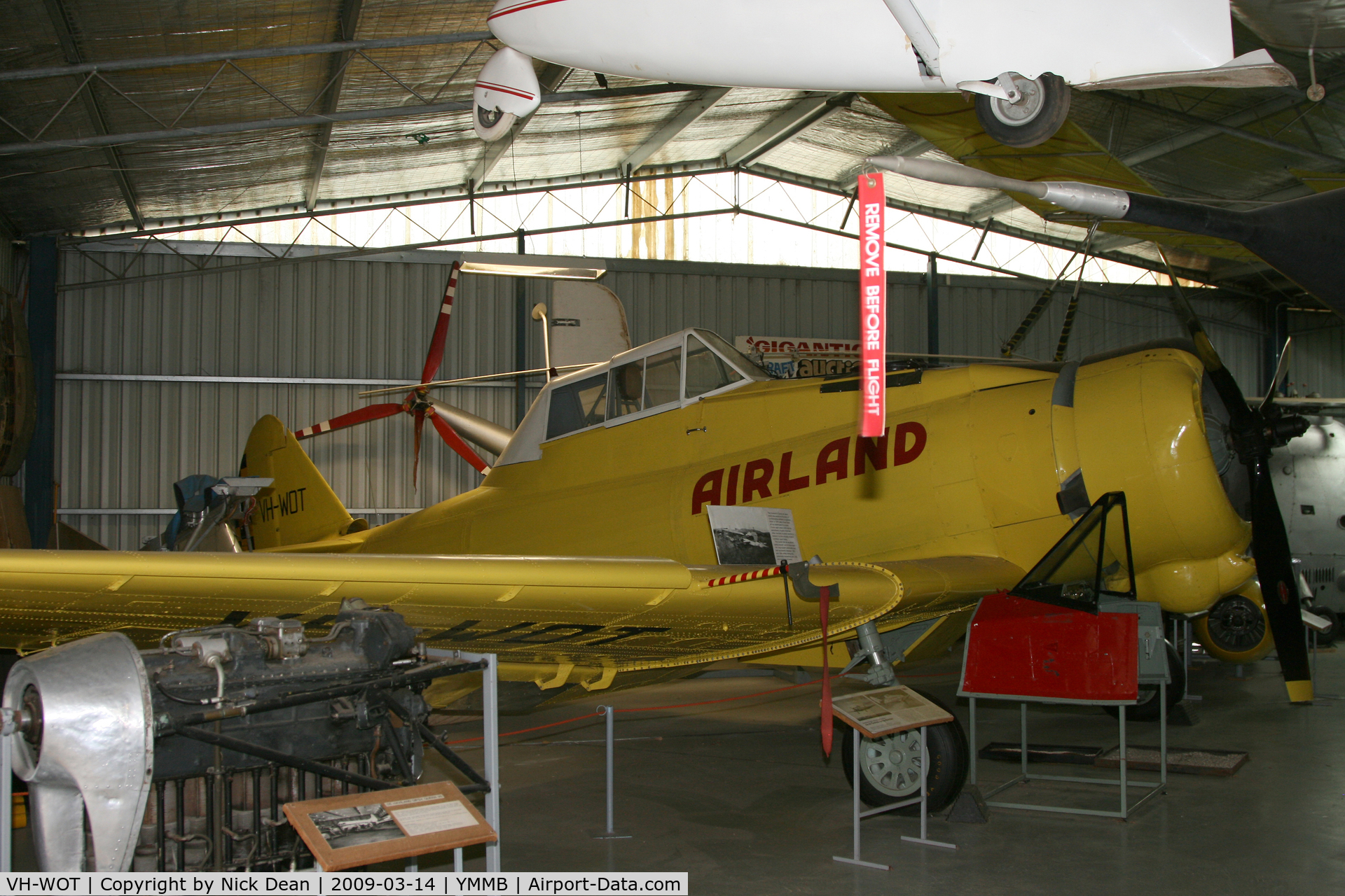 VH-WOT, Commonwealth CA28 Ceres C C/N CA28-19, YMMB (Australian National Aviation Museum)