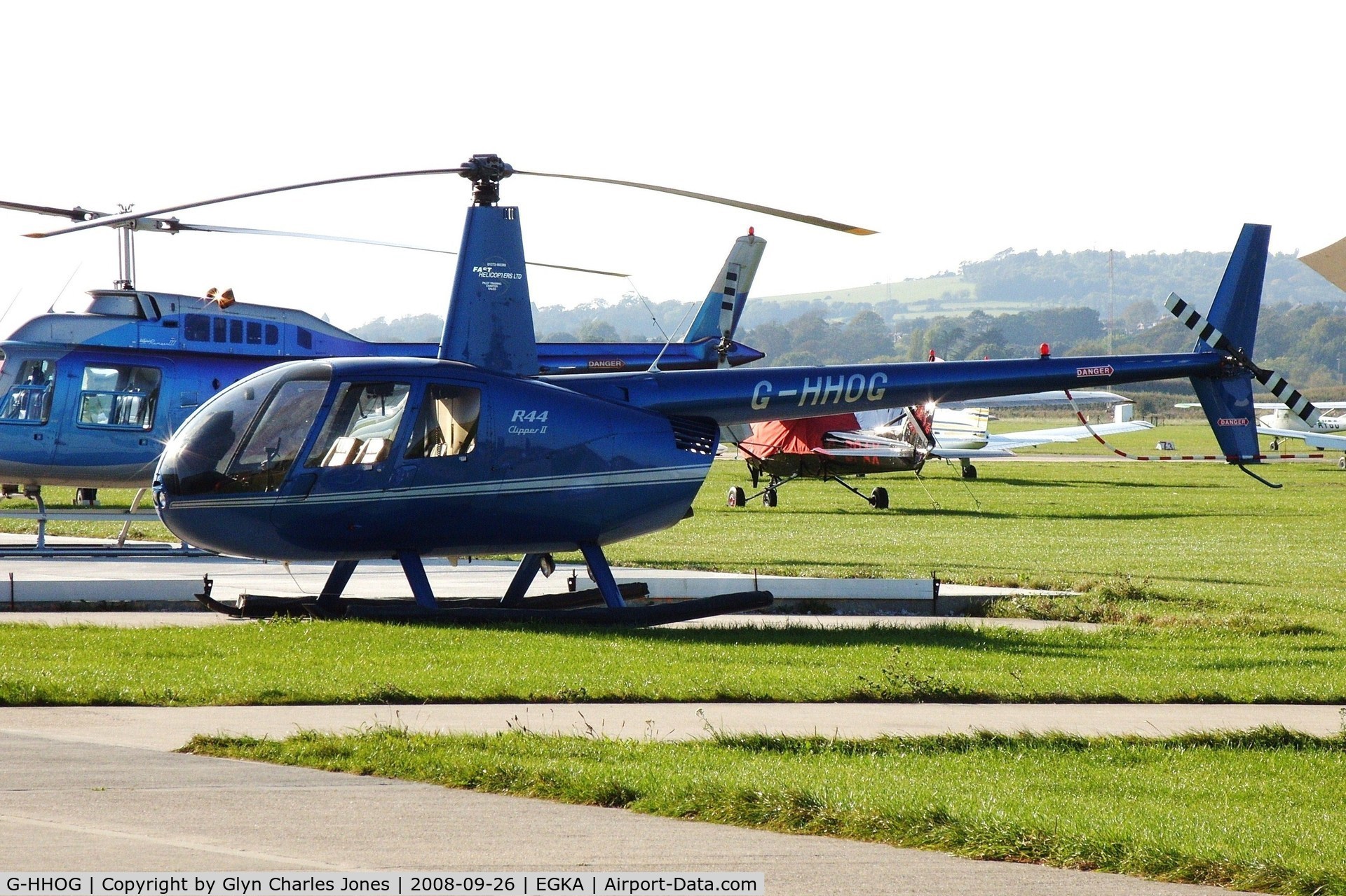 G-HHOG, 2004 Robinson R44 Clipper II C/N 10584, Operated by Fast Helicopters Ltd.