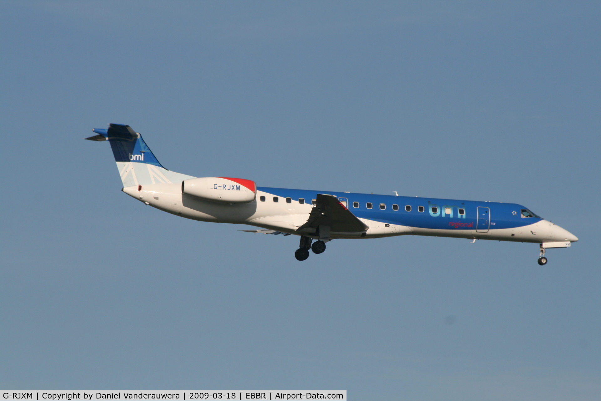 G-RJXM, 2000 Embraer ERJ-145MP (EMB-145MP) C/N 145216, flight BD627 is descending to rwy 02