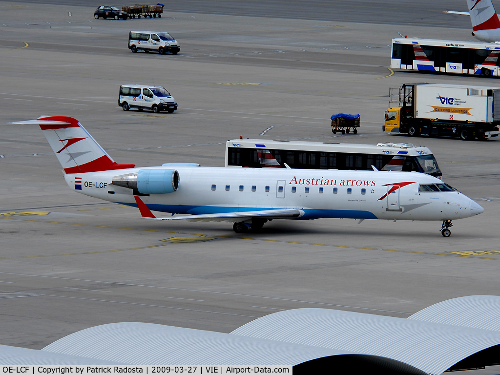 OE-LCF, 1996 Canadair CRJ-200LR (CL-600-2B19) C/N 7094, Baby Aircraft taxiing to parking position ... ;-)