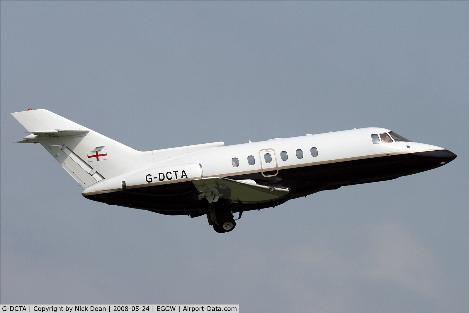 G-DCTA, 1988 British Aerospace BAe.125-800B C/N 258130, EGGW