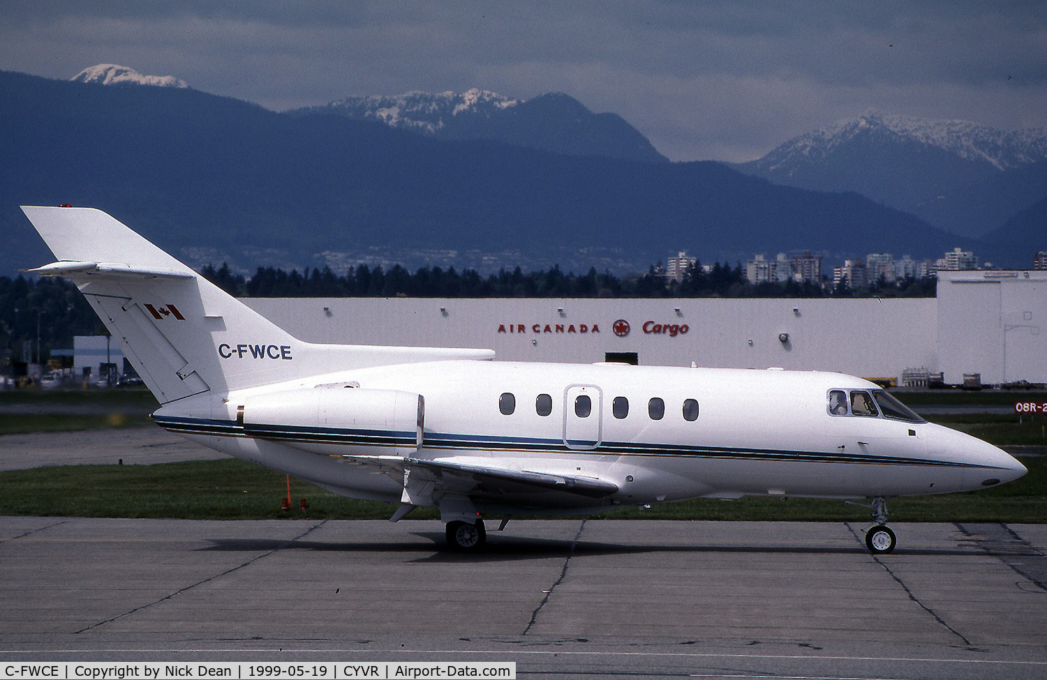C-FWCE, 1989 British Aerospace BAe.125-800A C/N 258163, CYVR