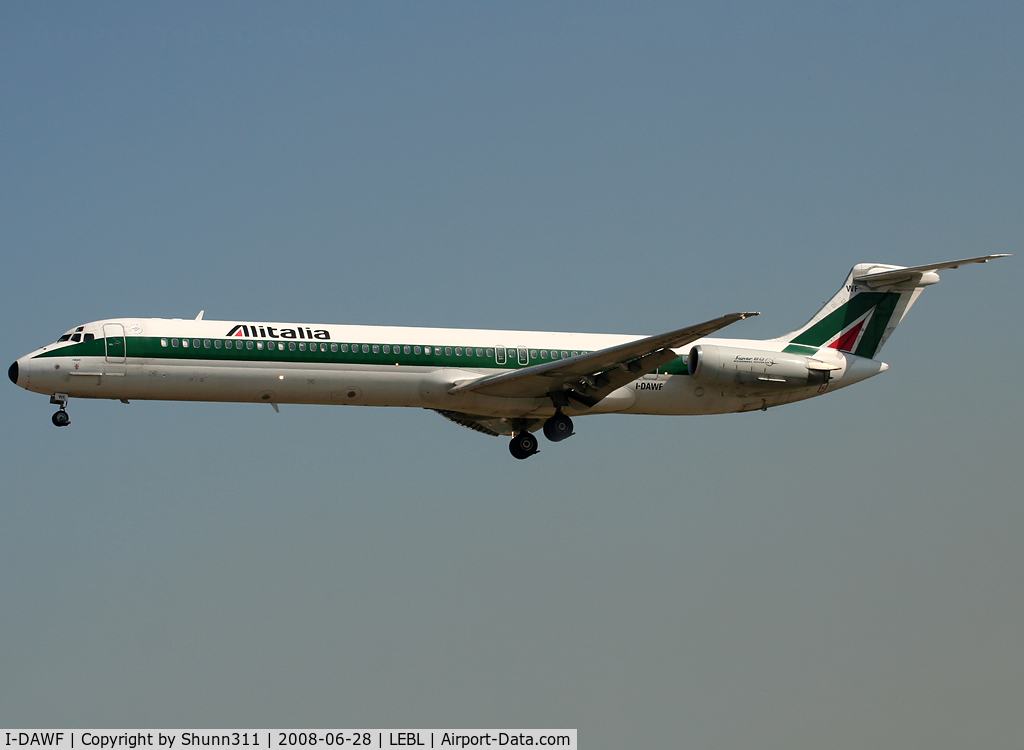 I-DAWF, 1984 McDonnell Douglas MD-82 (DC-9-82) C/N 49200/1147, Landing rwy 25R