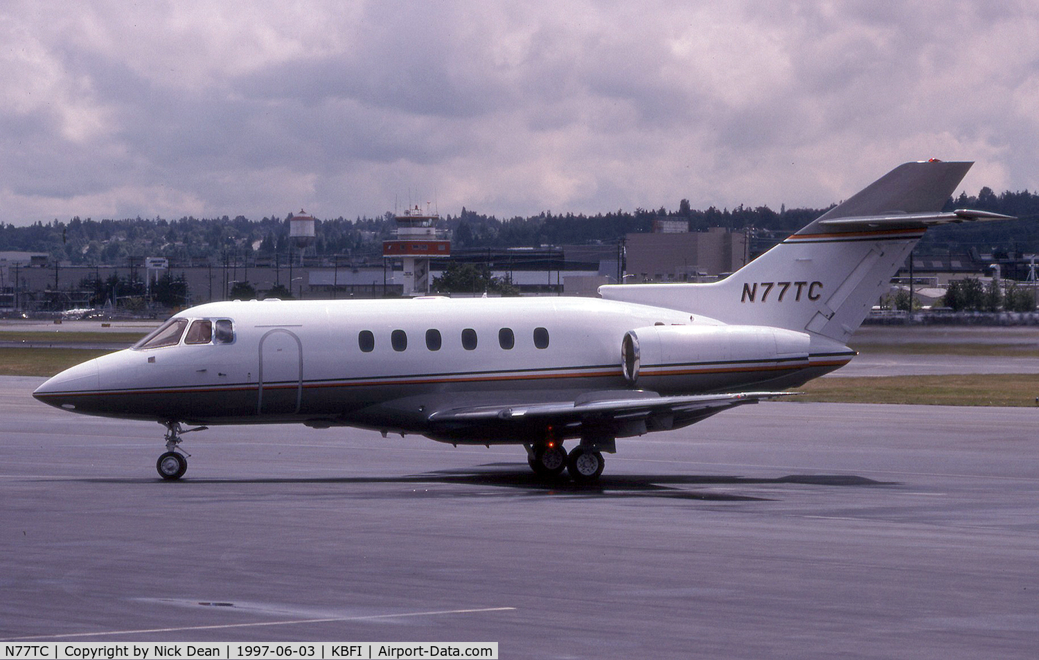 N77TC, 1995 British Aerospace BAe.125-800 C/N 258275, KBFI