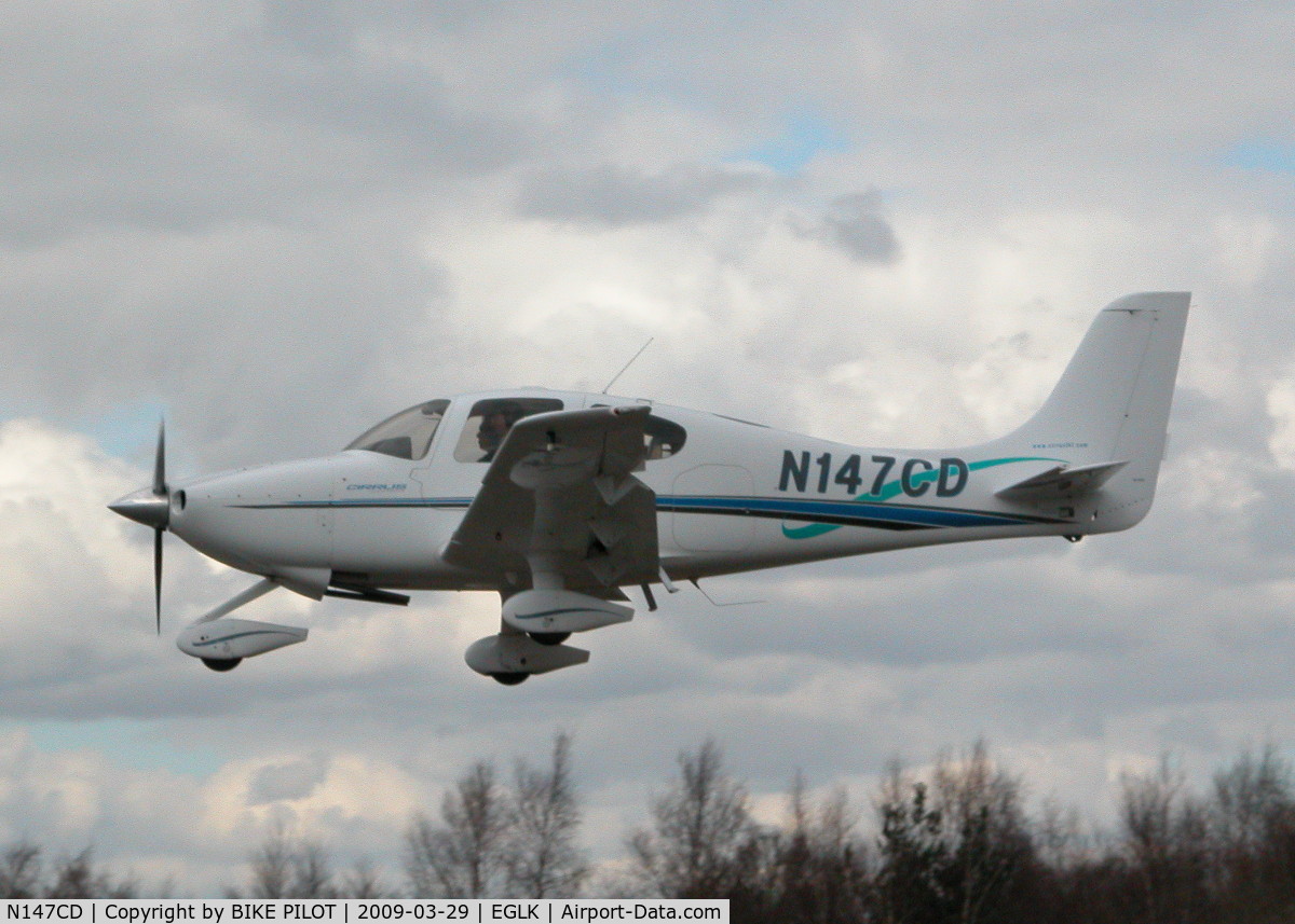 N147CD, 2000 Cirrus SR20 C/N 1043, TOUCH AND GOES ON RWY 25