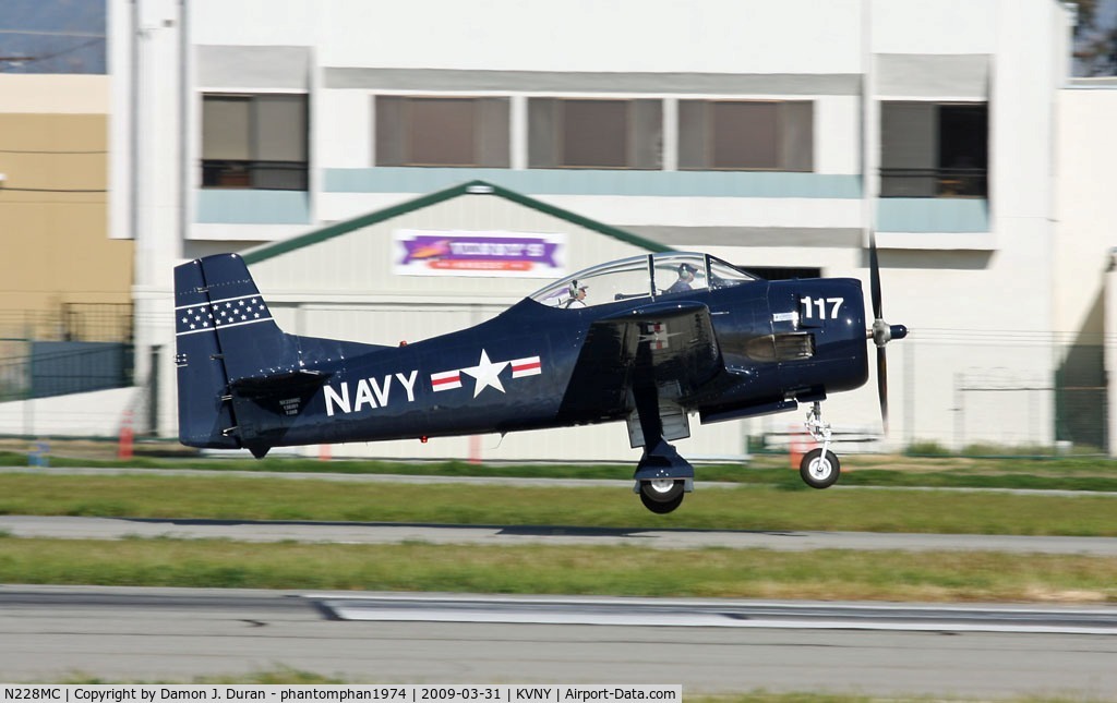 N228MC, 1955 North American T-28B C/N 138301, Departing Van Nuys