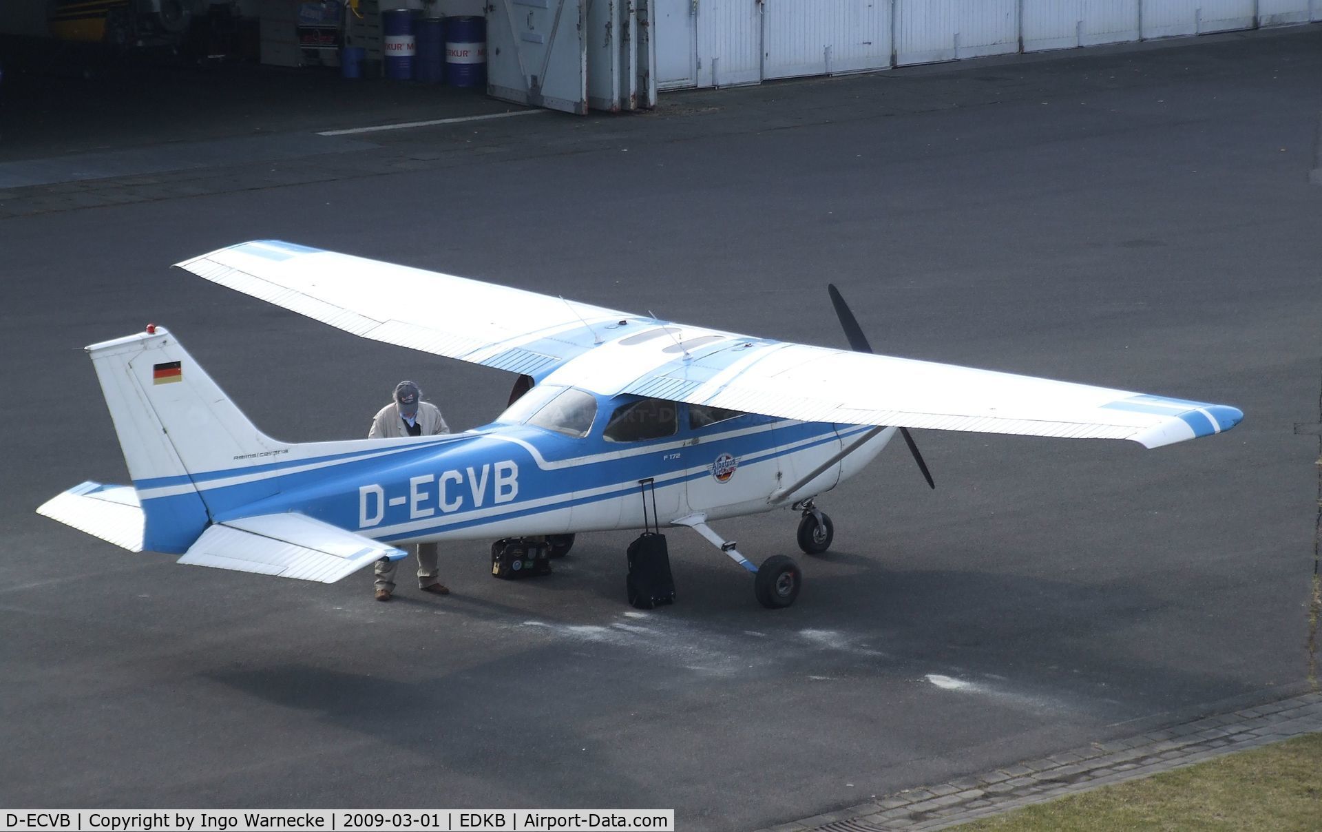 D-ECVB, Reims F172M Skyhawk Skyhawk C/N 0937, Cessna (Reims) F172M at Bonn-Hangelar airfield