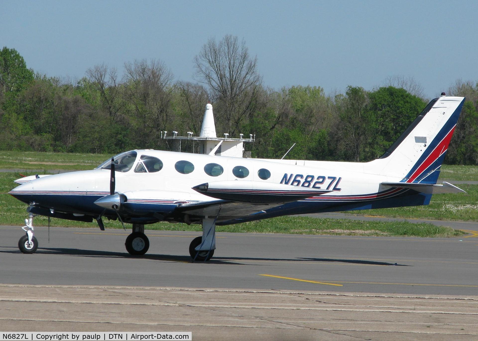 N6827L, Cessna 340A C/N 340A1219, Parked at the Shreveport Downtown airport.