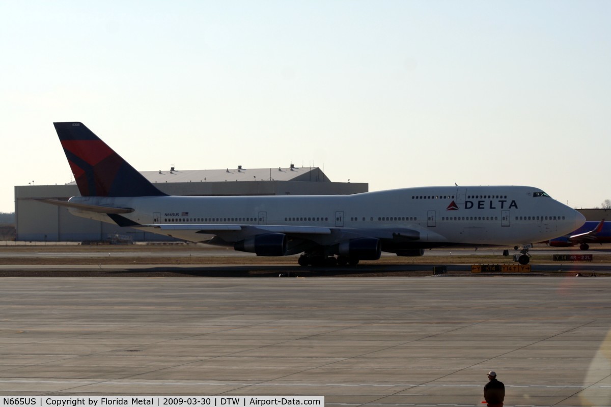 N665US, 1989 Boeing 747-451 C/N 23820, Northwest 747-400 in Delta colors