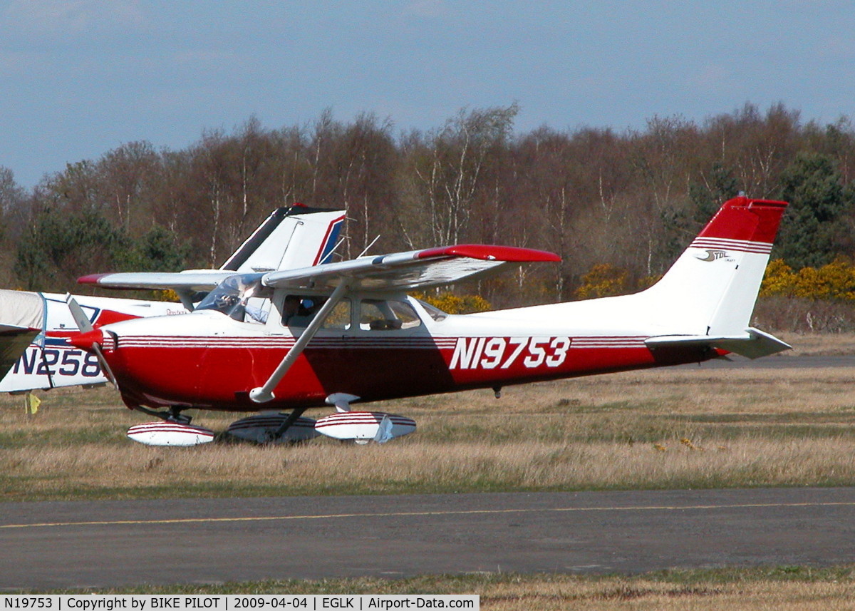 N19753, 1972 Cessna 172L C/N 17260723, VISITING LUNCH TIME