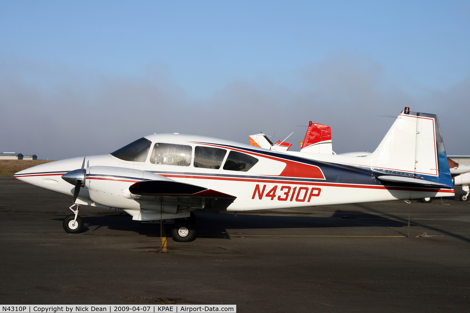 N4310P, 1959 Piper PA-23-160 Apache C/N 23-1811, KPAE