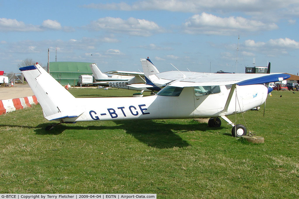 G-BTCE, 1978 Cessna 152 C/N 152-81376, Cessna 152 at Enstone North