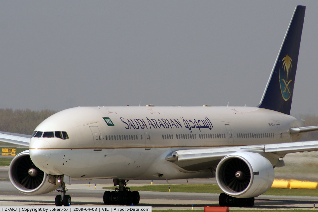 HZ-AKJ, 1998 Boeing 777-268/ER C/N 28353, Saudi Arabian Airlines Boeing 777-268(ER)