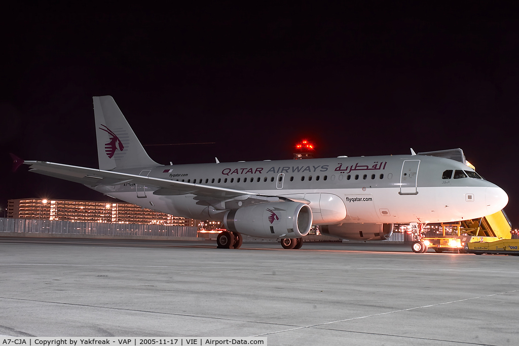 A7-CJA, Airbus A319-133LR C/N 1656, Qatar Airways Airbus 319