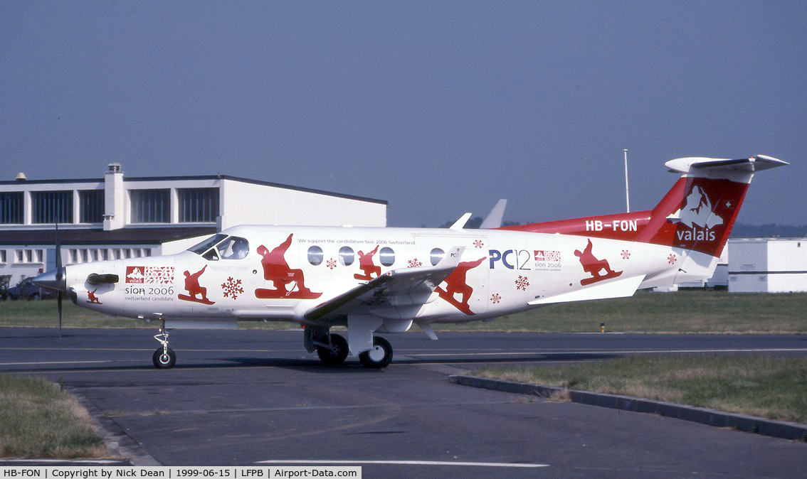 HB-FON, 1998 Pilatus PCXII C/N 213, LFPB