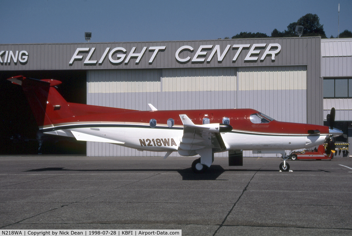 N218WA, 1998 Pilatus PC-12/45 C/N 218, KBFI