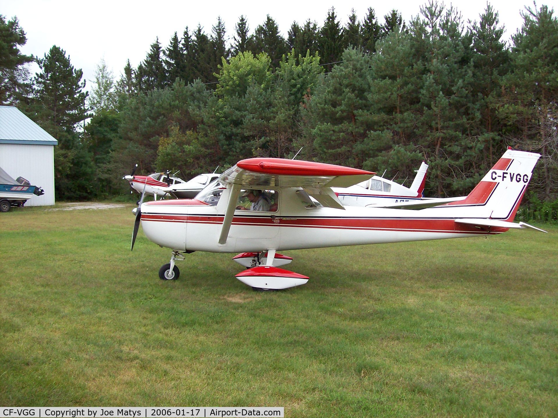 CF-VGG, 1967 Cessna 150G C/N 15065754, dropping off the aircraft for it's annual