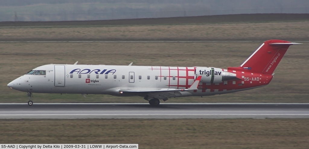 S5-AAD, 1997 Canadair CRJ-200LR (CL-600-2B19) C/N 7166, ADRIA color Triglav