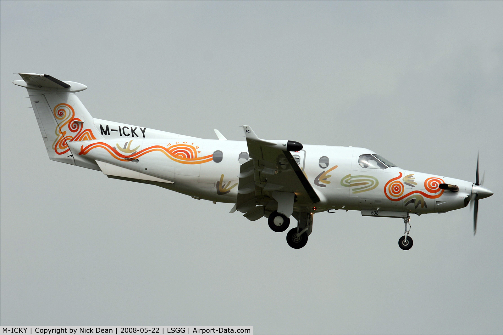 M-ICKY, 2003 Pilatus PC-12/45 C/N 508, LSGG