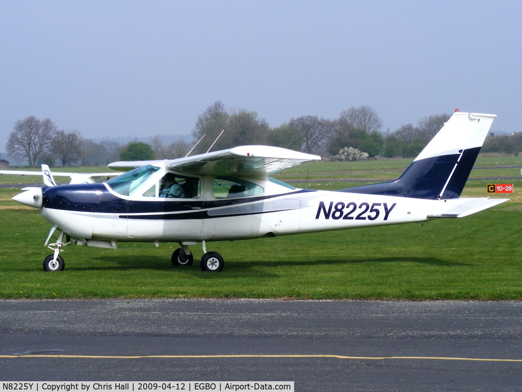 N8225Y, 1977 Cessna 177RG Cardinal C/N 177RG1247, privately owned