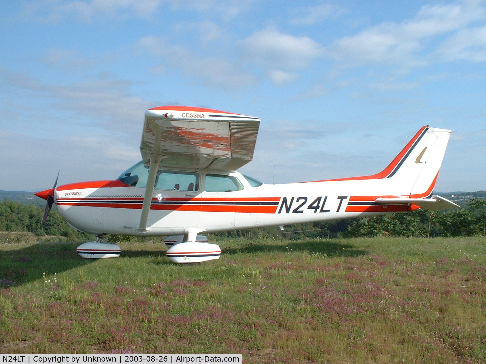 N24LT, 1981 Cessna 172P C/N 17275466, Skyhawk II