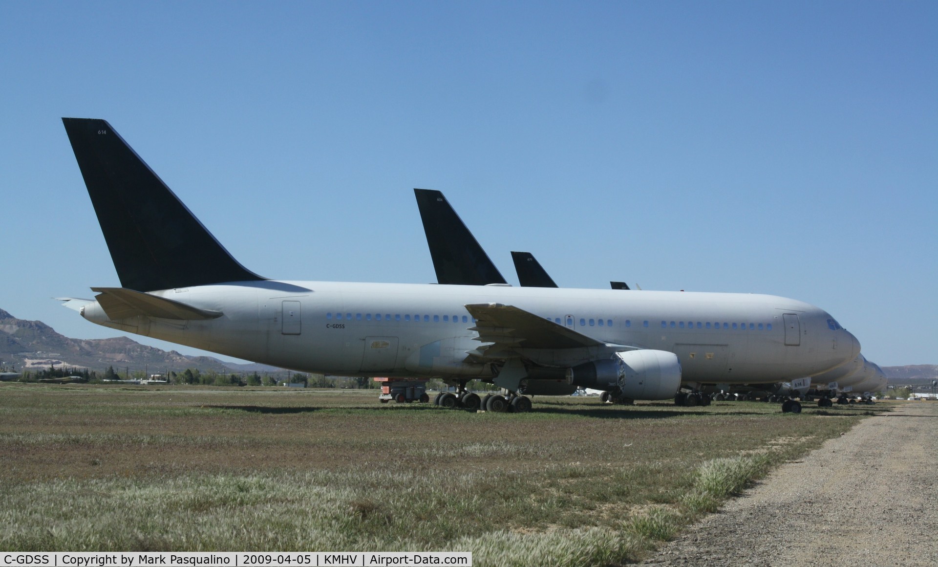 C-GDSS, 1988 Boeing 767-233 C/N 24143, Boeing 767-200