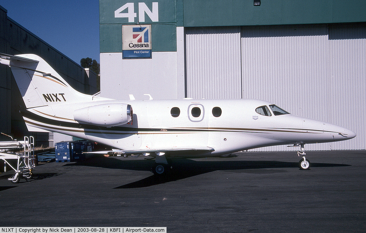 N1XT, 2002 Raytheon Aircraft Company 390 C/N RB-36, KBFI