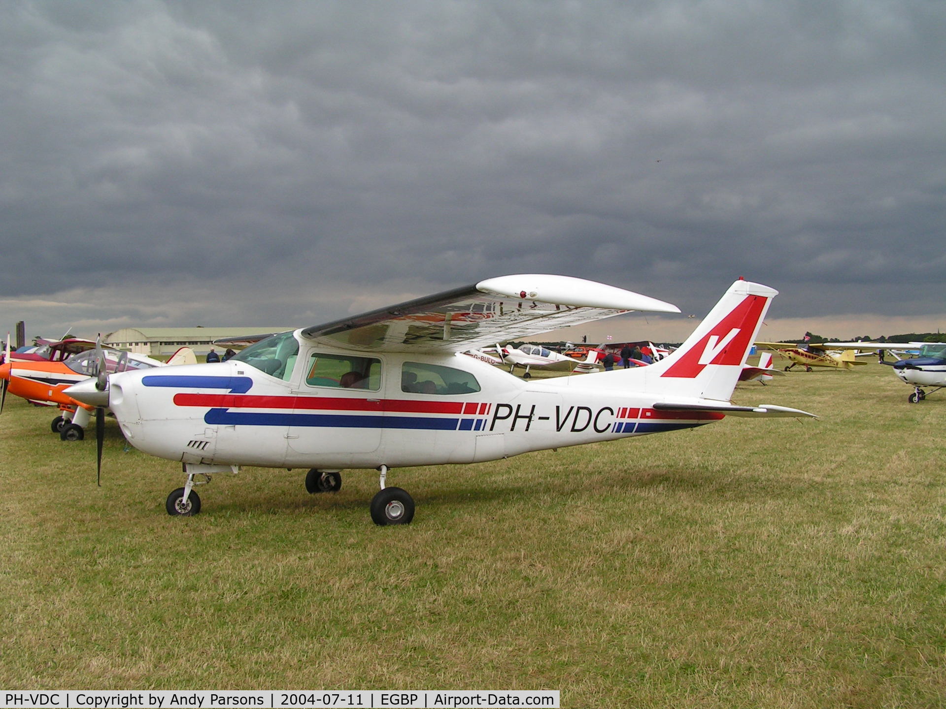 PH-VDC, Cessna T210M Turbo Centurion C/N 21062368, Dodgy Kemble weather again!!