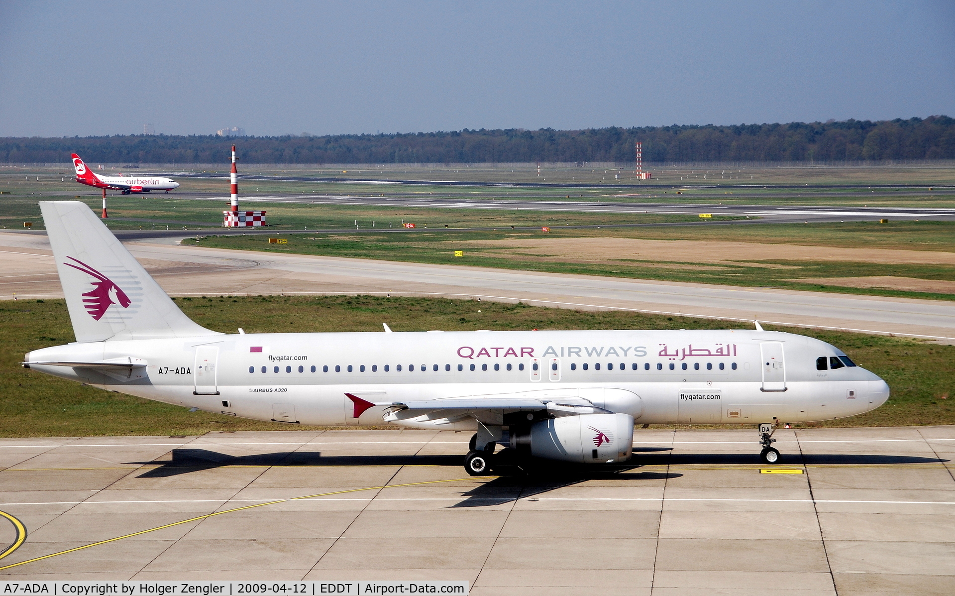 A7-ADA, 2001 Airbus A320-232 C/N 1566, Leaving TXL straight to gulf region