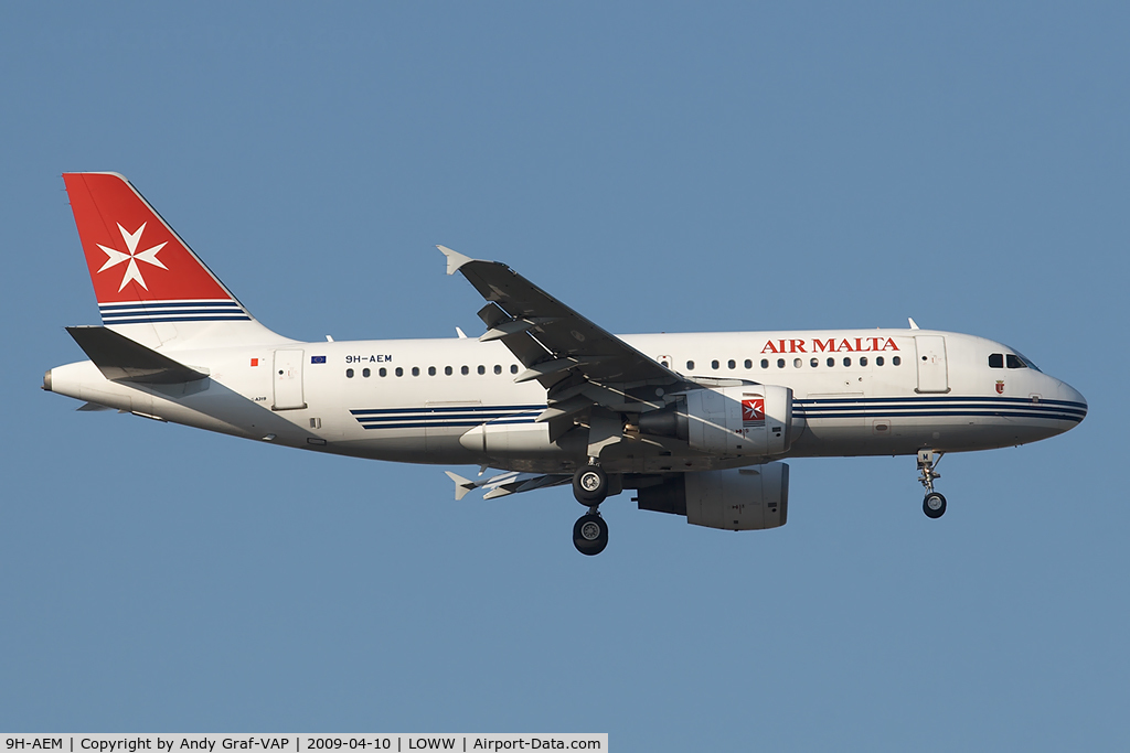 9H-AEM, 2005 Airbus A319-111 C/N 2382, Air Malta A319