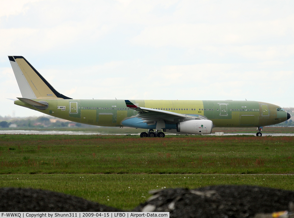 F-WWKQ, 2009 Airbus A330-243 C/N 995, C/n 995 - now in primer than storage c/s... Still for MEA