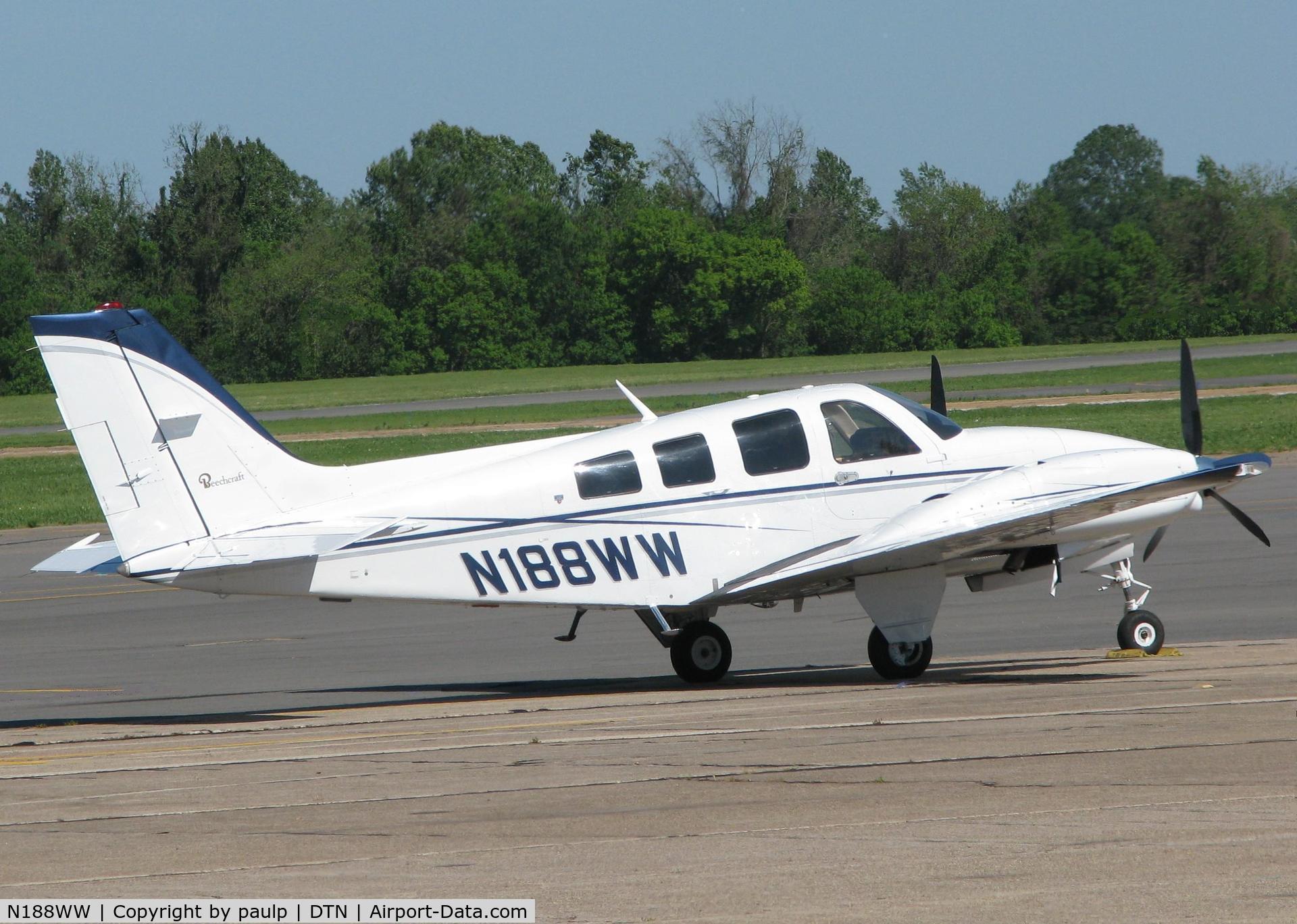 N188WW, 1976 Beech 58P Baron C/N TJ-67, Parked at the Shreveport Downtown airport.