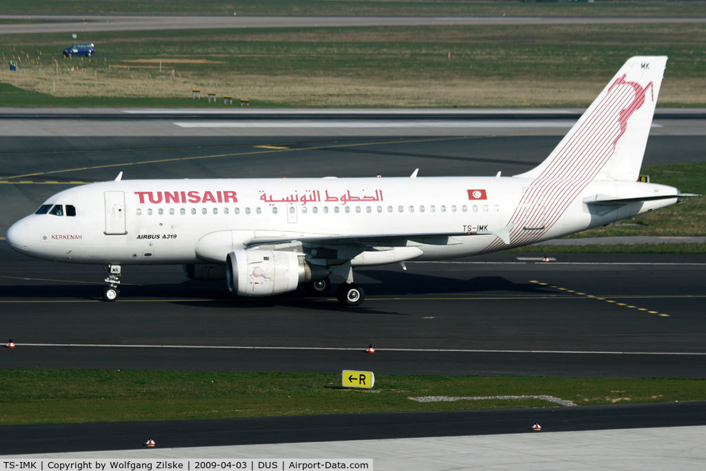TS-IMK, 1998 Airbus A319-114 C/N 880, visitor