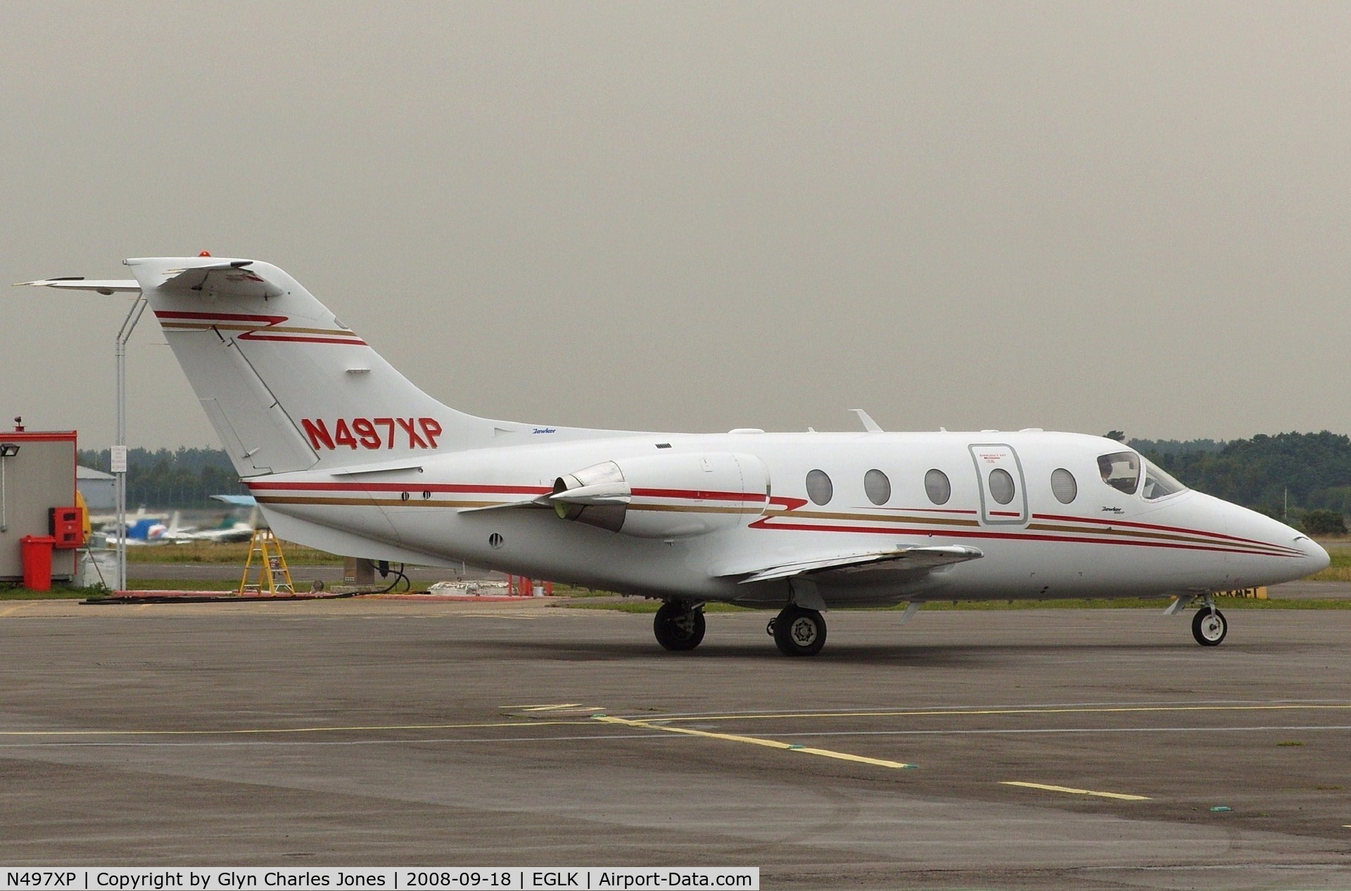 N497XP, 2006 Raytheon 400A BeechJet C/N RK-497, Very quick turnaround of about 5 minutes! Built in 2006. Owned by Aircraft Guarantee Management and Training Inc.