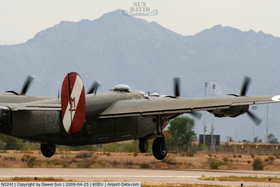 N224J, 1944 Consolidated B-24J-85-CF Liberator C/N 1347 (44-44052), depart