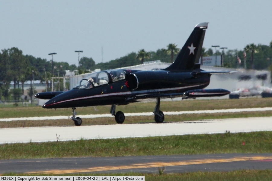 N39EX, 1980 Aero L-39 Albatros C/N 031629, Arriving at Sun N Fun '09 - Lakeland, Florida