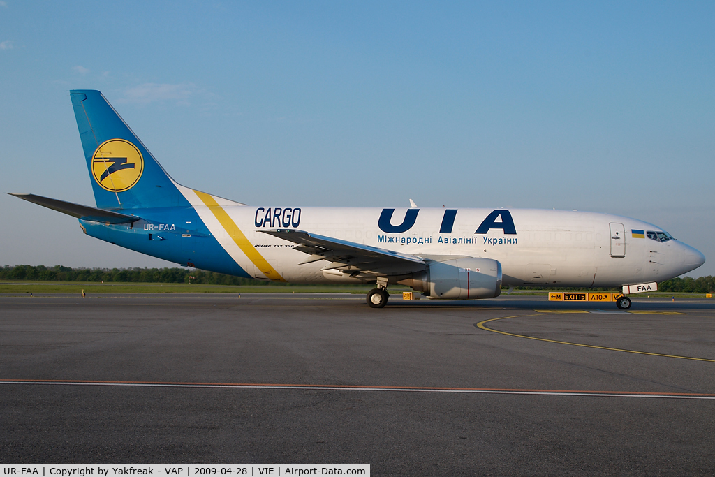 UR-FAA, 1989 Boeing 737-3Y0(F) C/N 24462, Ukraine International Boeing 737-300