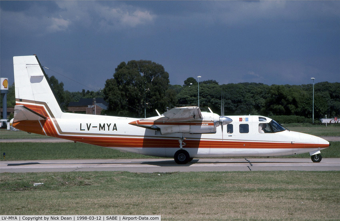 LV-MYA, 1979 Rockwell 690B Turbo Commander C/N 11558, SABE