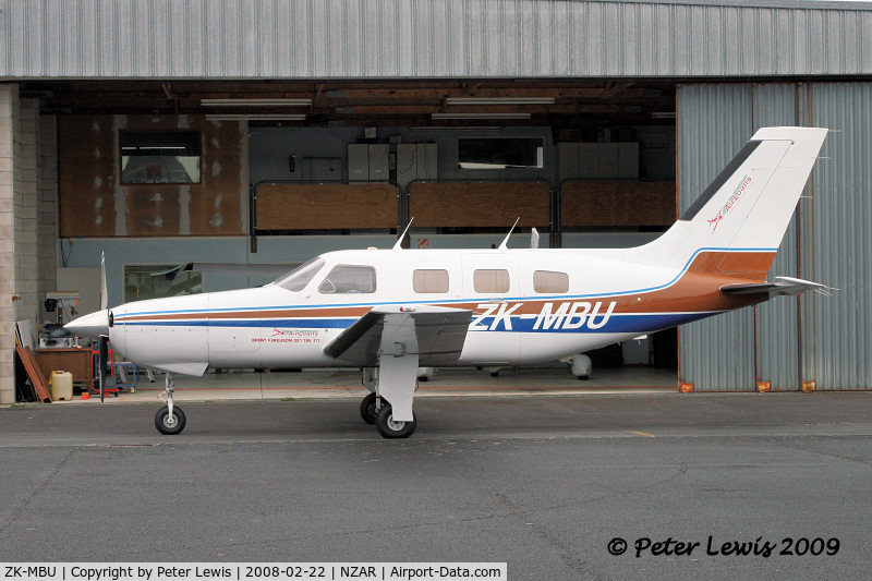 ZK-MBU, 1985 Piper PA-46-310P Malibu C/N 46-8508094, B G & J L Ferguson, Nelson