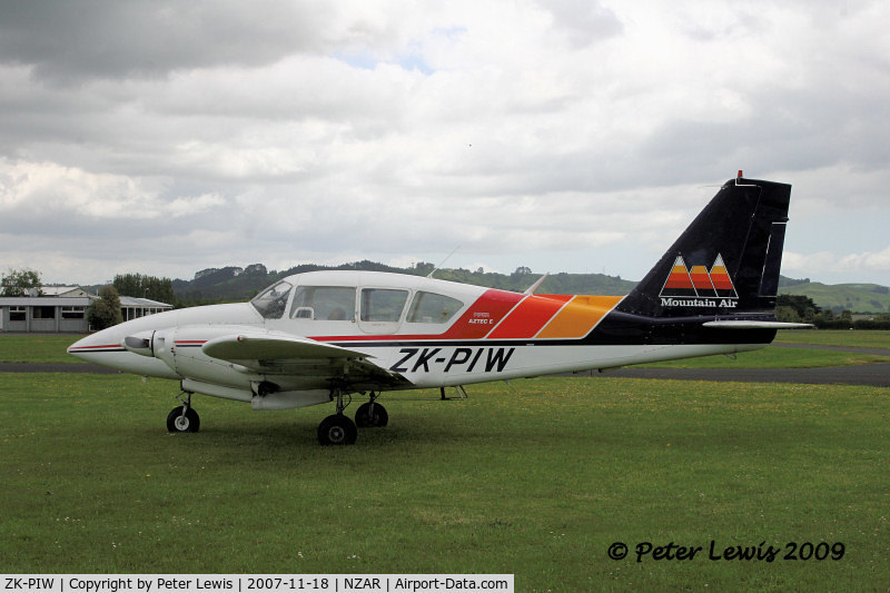 ZK-PIW, Piper PA-23-250 Aztec C/N 27-7305089, Commercial Helicopters Ltd., Taumarunui