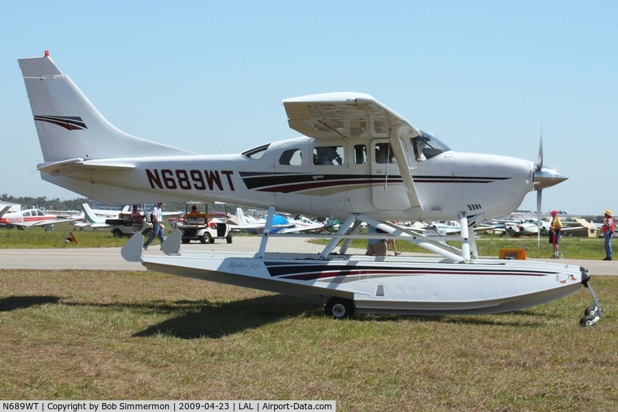 N689WT, 2000 Cessna 206H Stationair C/N 20608083, Arriving at Sun N Fun 2009 - Lakeland, Florida