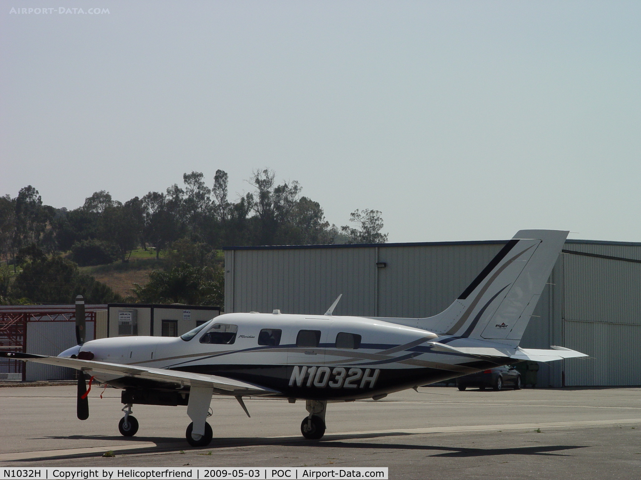 N1032H, 2007 Piper PA-46-500TP Malibu Meridian C/N 4697302, Parked at Howard Aviation parking
