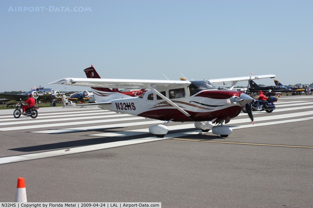 N32HS, 2006 Cessna T206H Turbo Stationair C/N T20608645, Cessna T206H