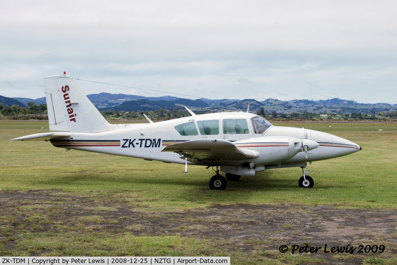 ZK-TDM, Piper PA-23-250 C/N 27-7754045, Sunair Aviation Ltd., Mt Maunganui