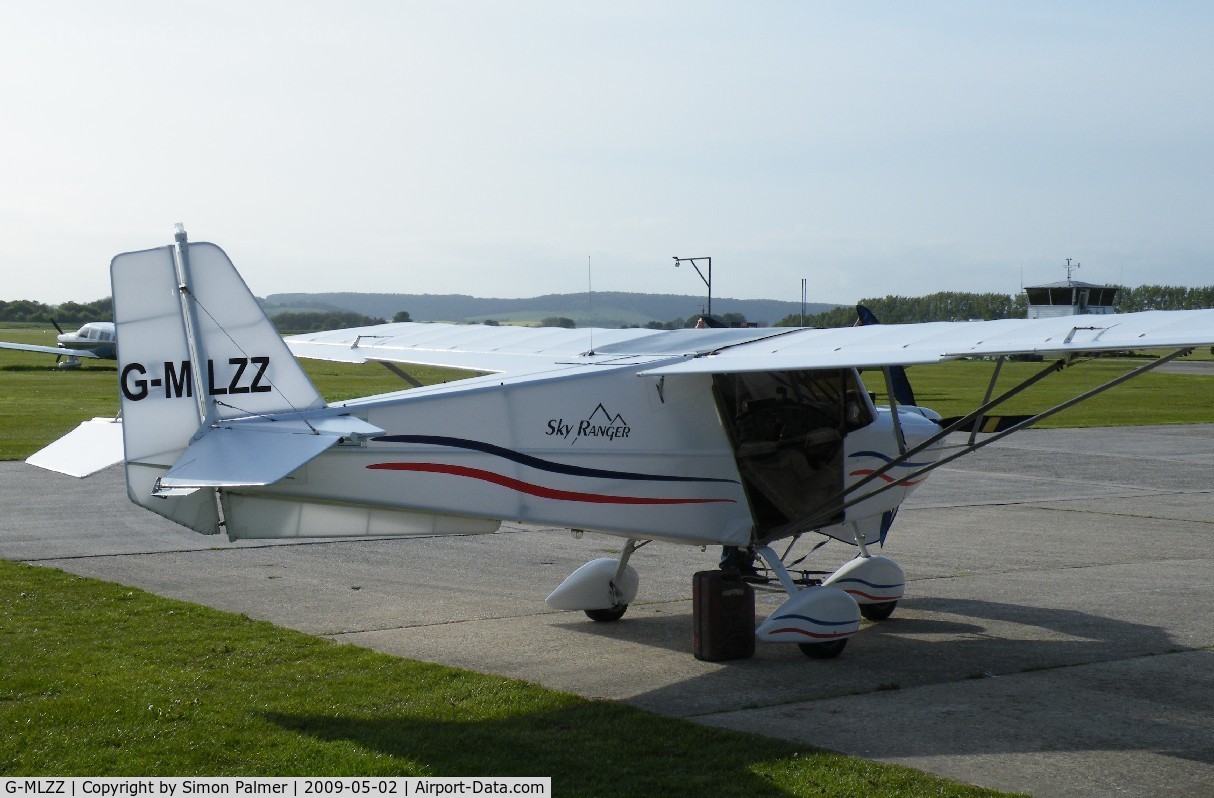G-MLZZ, 2007 Skyranger Swift 912S(1) C/N BMAA/HB/557, SkyRanger seen at Goodwood