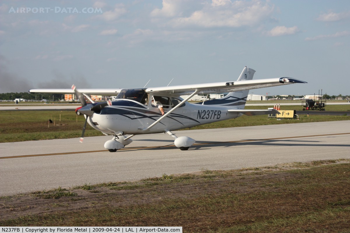 N237FB, 2007 Cessna 182T Skylane C/N 18281916, Cessna 182T