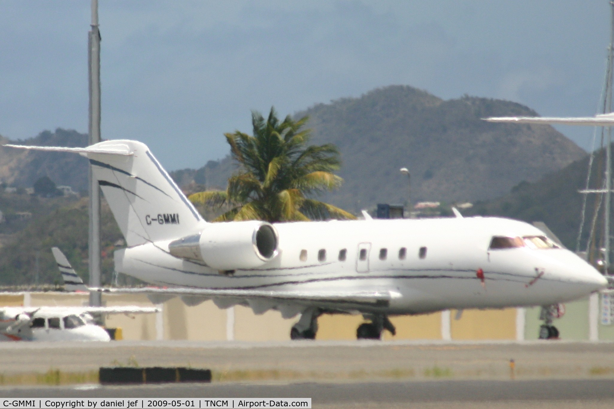 C-GMMI, 1994 Canadair Challenger 601-3R (CL-600-2B16) C/N 5151, park at the  tncm ramp