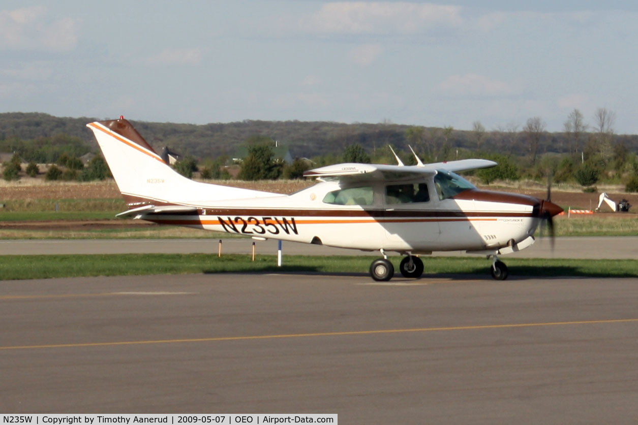 N235W, 1979 Cessna T210N Turbo Centurion C/N 21063206, 1979 Cessna T210N, c/n: 21063206