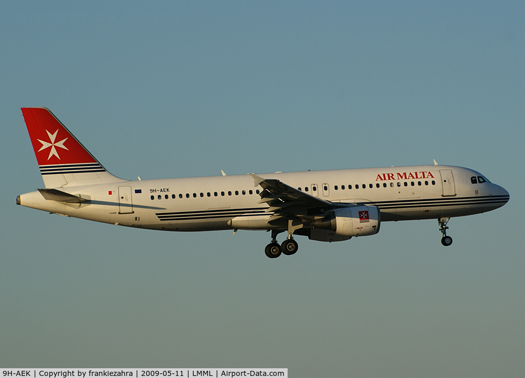 9H-AEK, 2004 Airbus A320-211 C/N 2291, Air Malta A320
