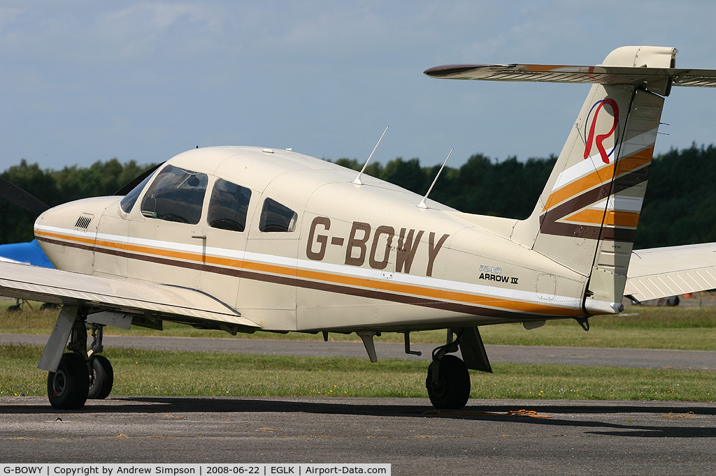 G-BOWY, 1981 Piper PA-28RT-201T Turbo Arrow IV Arrow IV C/N 28R-8131114, At Blackbushe.